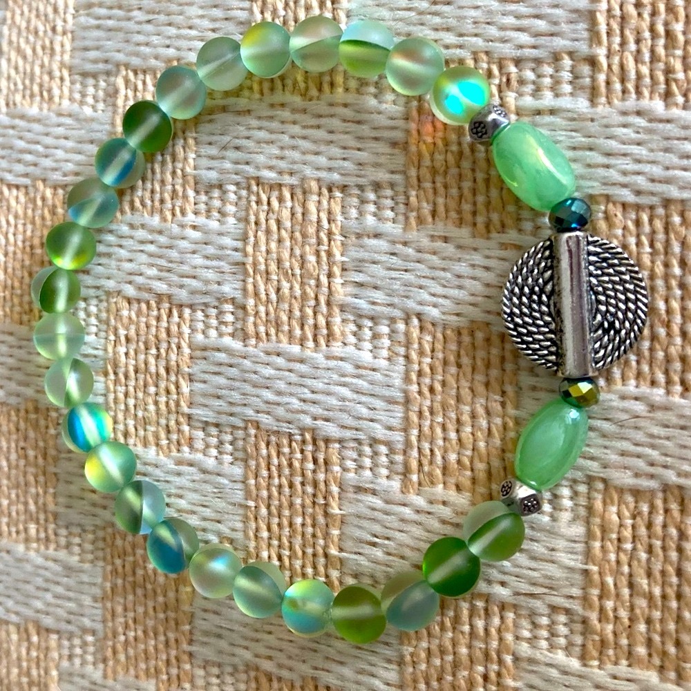 Mystic Aura Stretch Bracelets - Picture 3 of 7